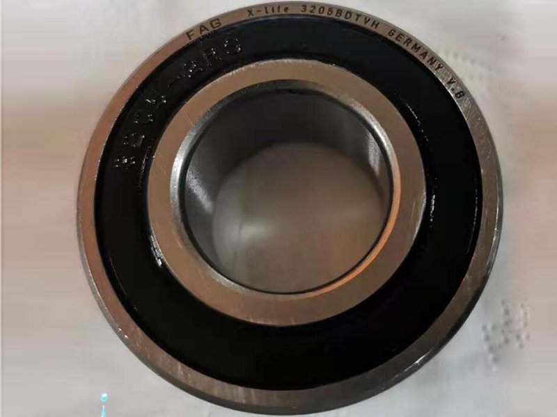 FAG Double row angular contact ball bearing 3205BDTVH